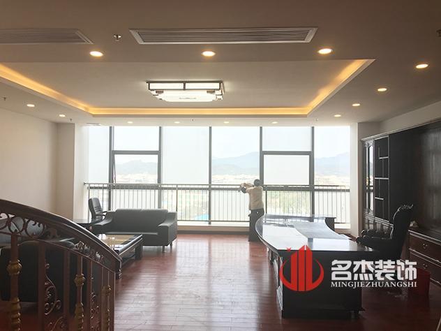 总经理办公室好色TV下载设计完工照.jpg