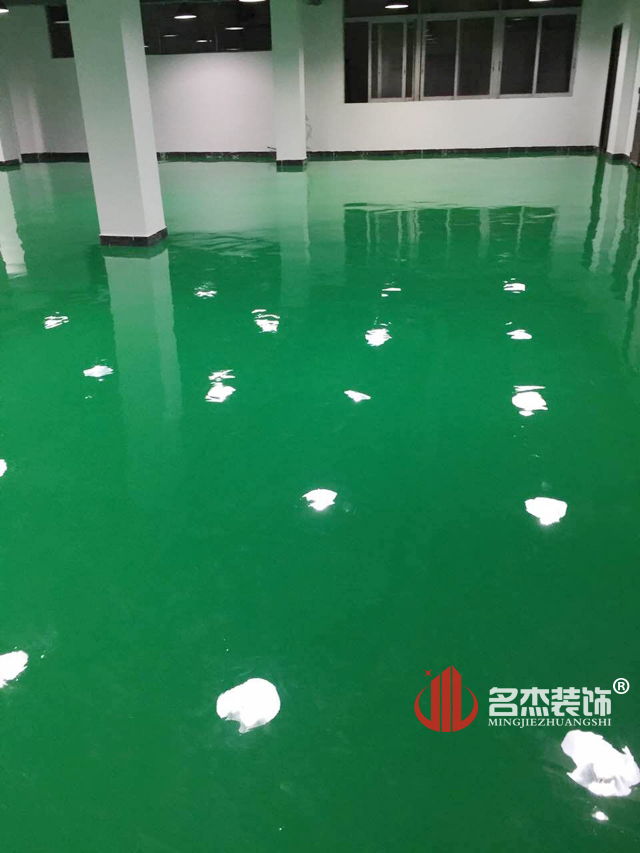 乐博士办公室好色TV下载.jpg