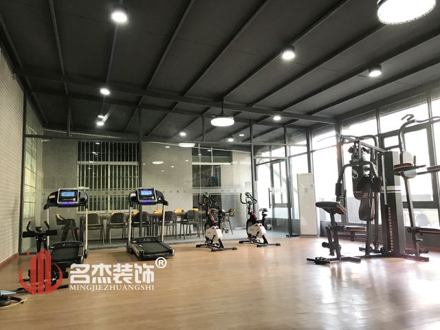 健身房好色TV下载完工照.jpg