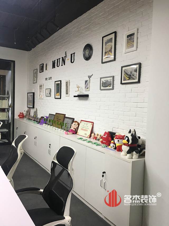 展示厅好色TV下载完工照.jpg