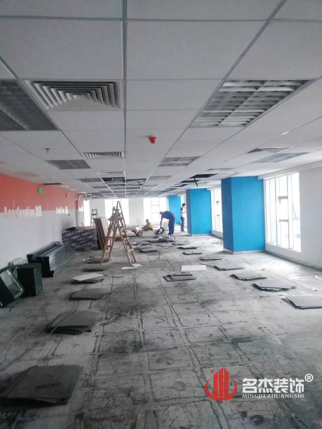 教育培训机构好色TV下载.jpg