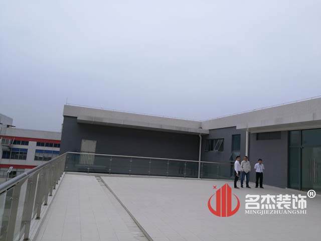 办公室好色TV下载设计施工现场.jpg