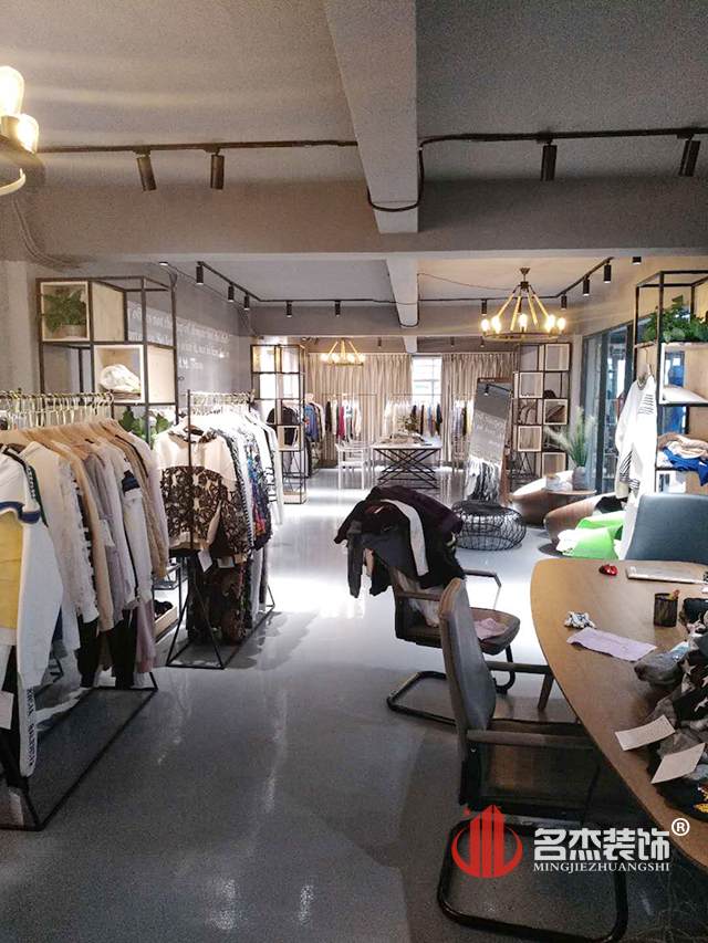 服装办公室设计好色TV下载.jpg