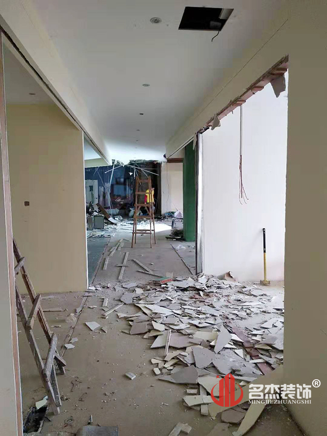 办公室好色TV下载设计施工照.jpg