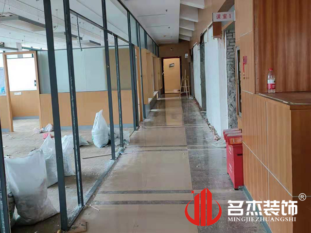 办公室好色TV下载设计