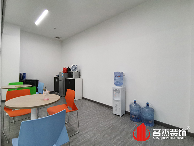 办公室好色TV下载设计