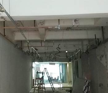 优佳尚品300方办公室好色TV下载施工现场
