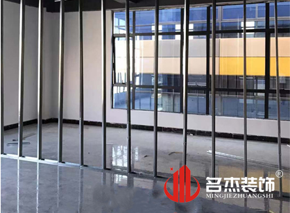 力海办公室设计好色TV下载项目紧张施工中